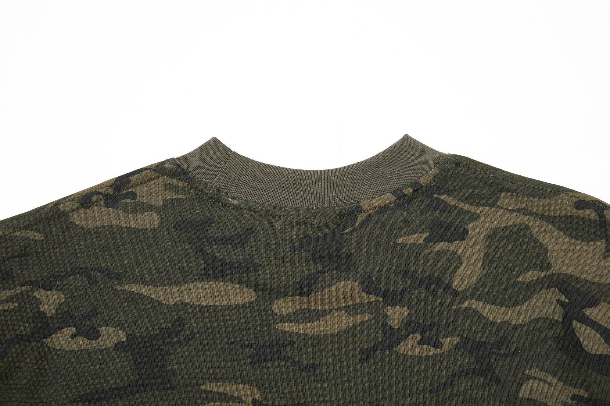 STARRVAINT Camo Script Graphic T-Shirt