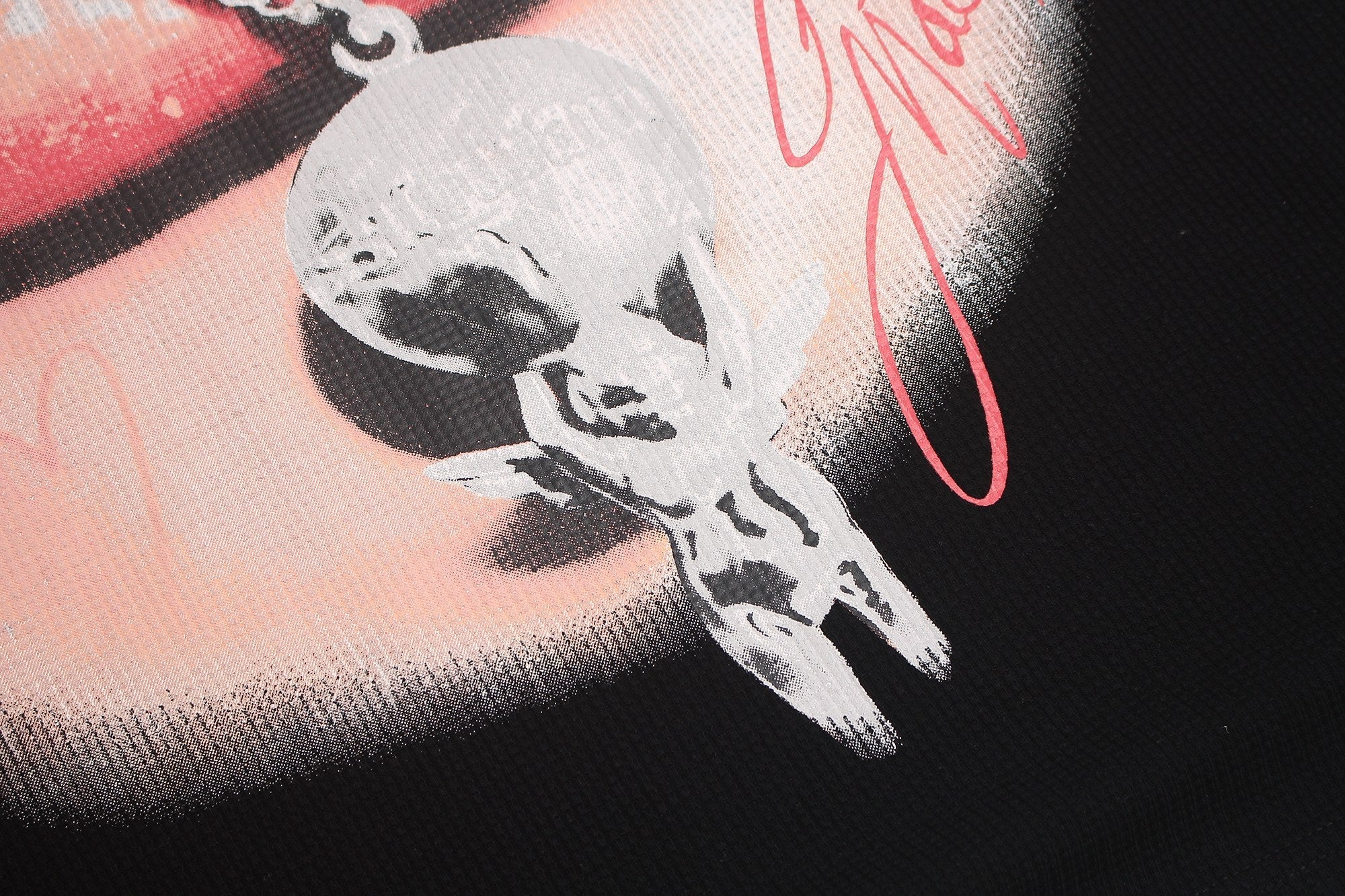 STARRVAINT Rhinestone Lip Graphic Tee