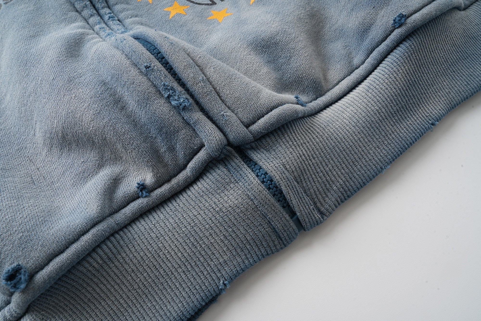 STARRVAINT Vintage Graphic Zip-Up Hoodie
