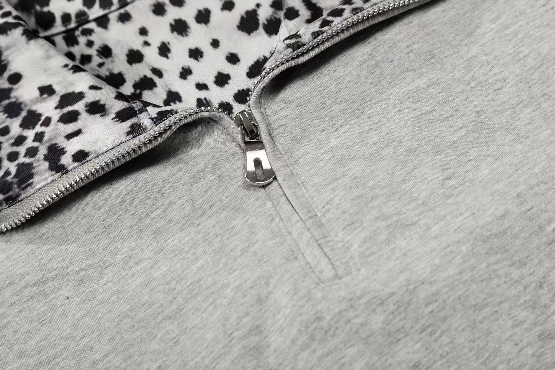 STARRVAINT “Leopard Trim Zip Polo”