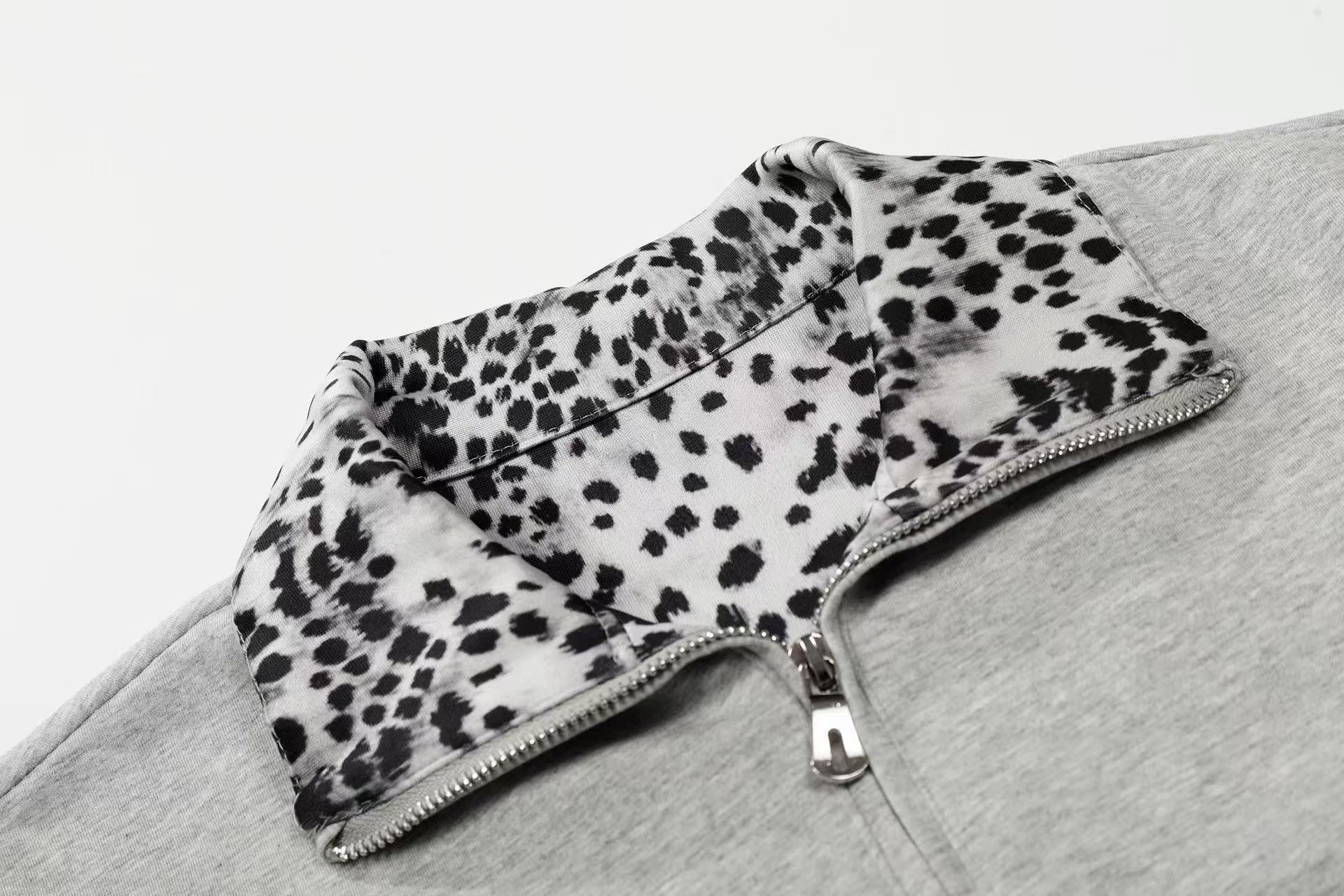 STARRVAINT “Leopard Trim Zip Polo”