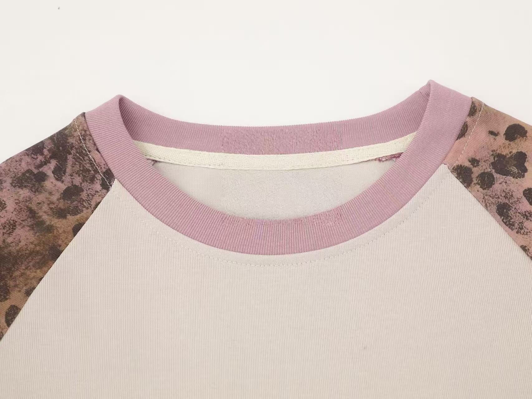 STARRVAINT Leopard Raglan Long Sleeve Tee