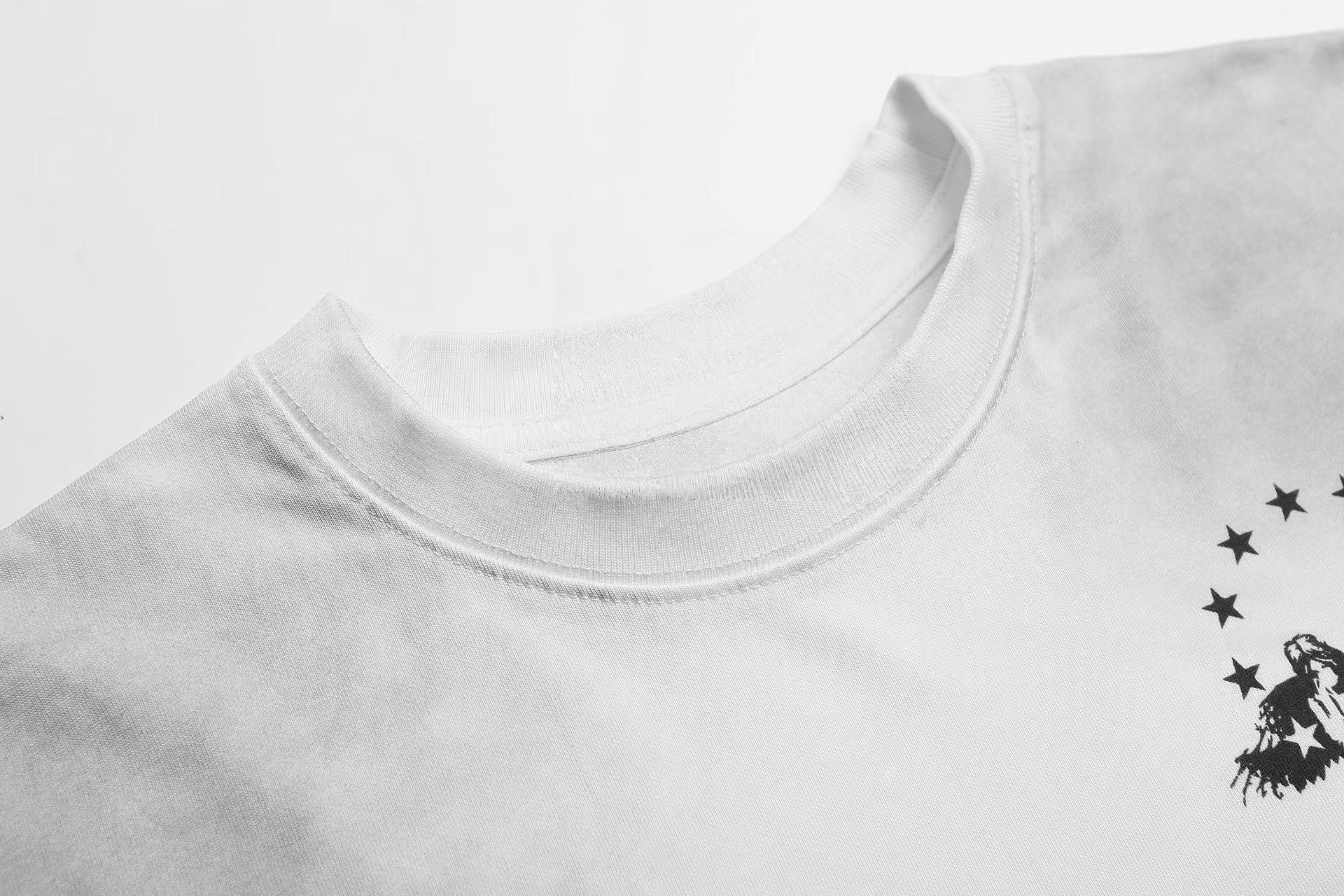 STARRVAINT Vintage Collage Graphic T-Shirt
