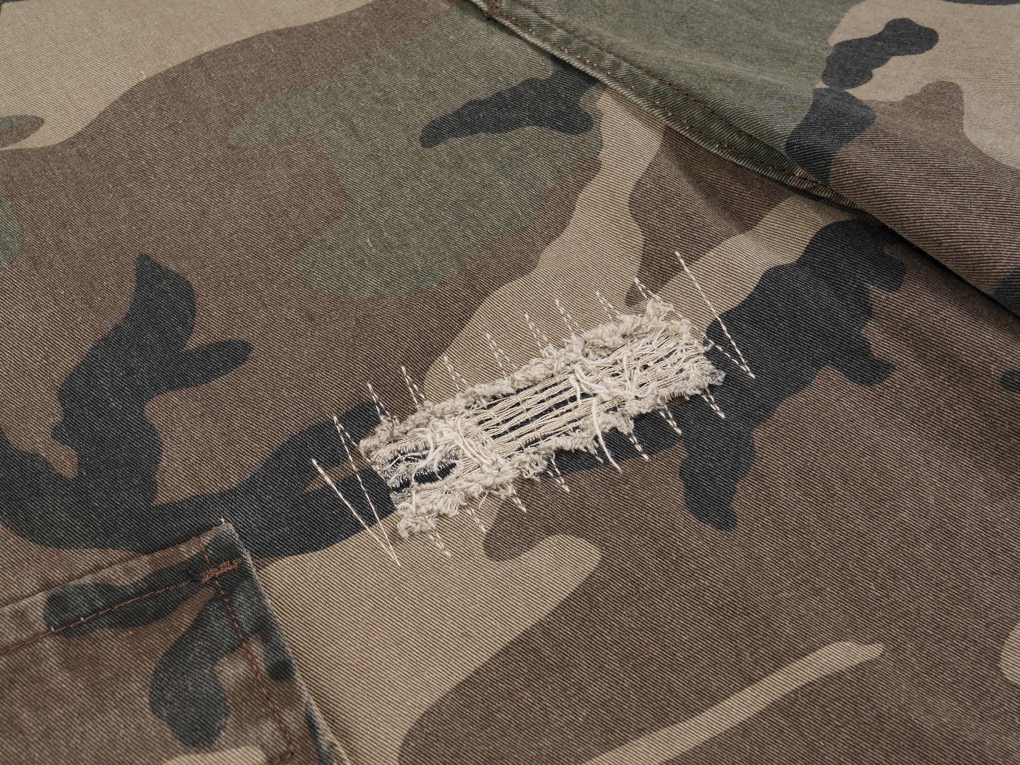 STARRVAINT Distressed Camo Cargo Shorts
