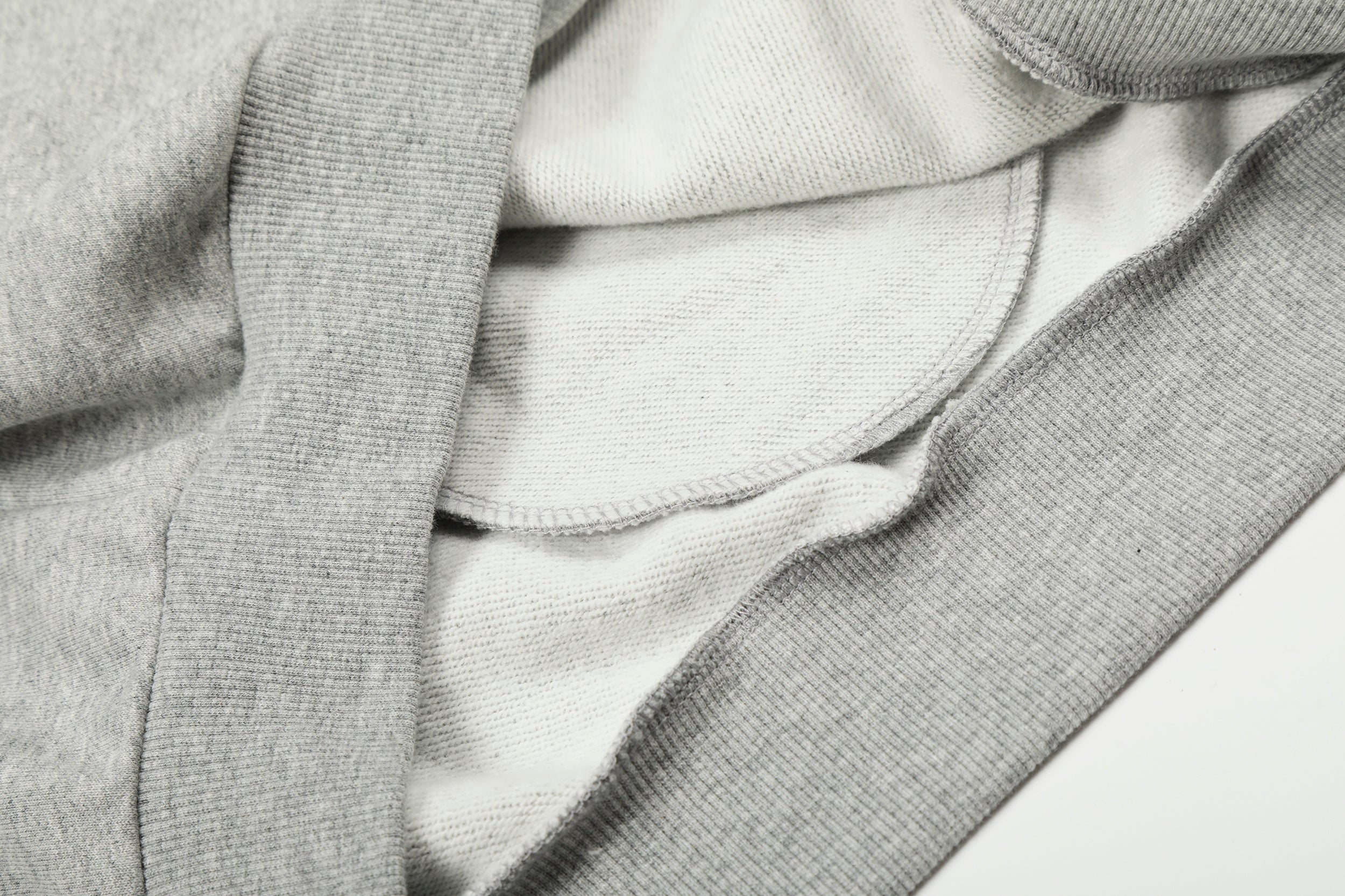 STARRVAINT Minimal Dot-Detail Zip Hoodie