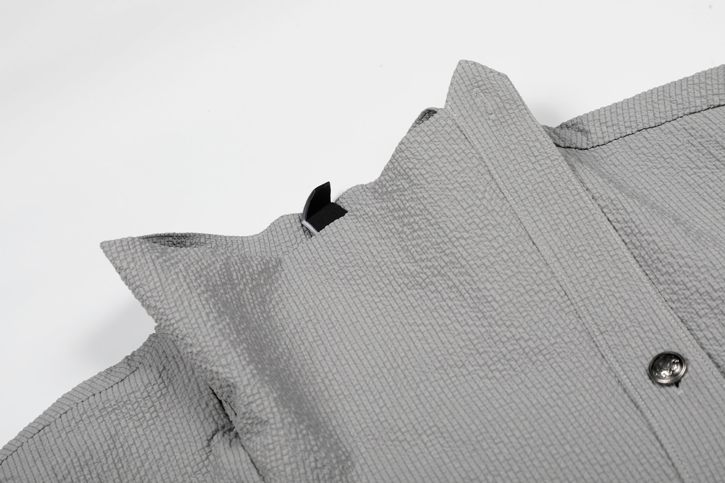 STARRVAINT “Asymmetrical Stand-Collar Shirt”