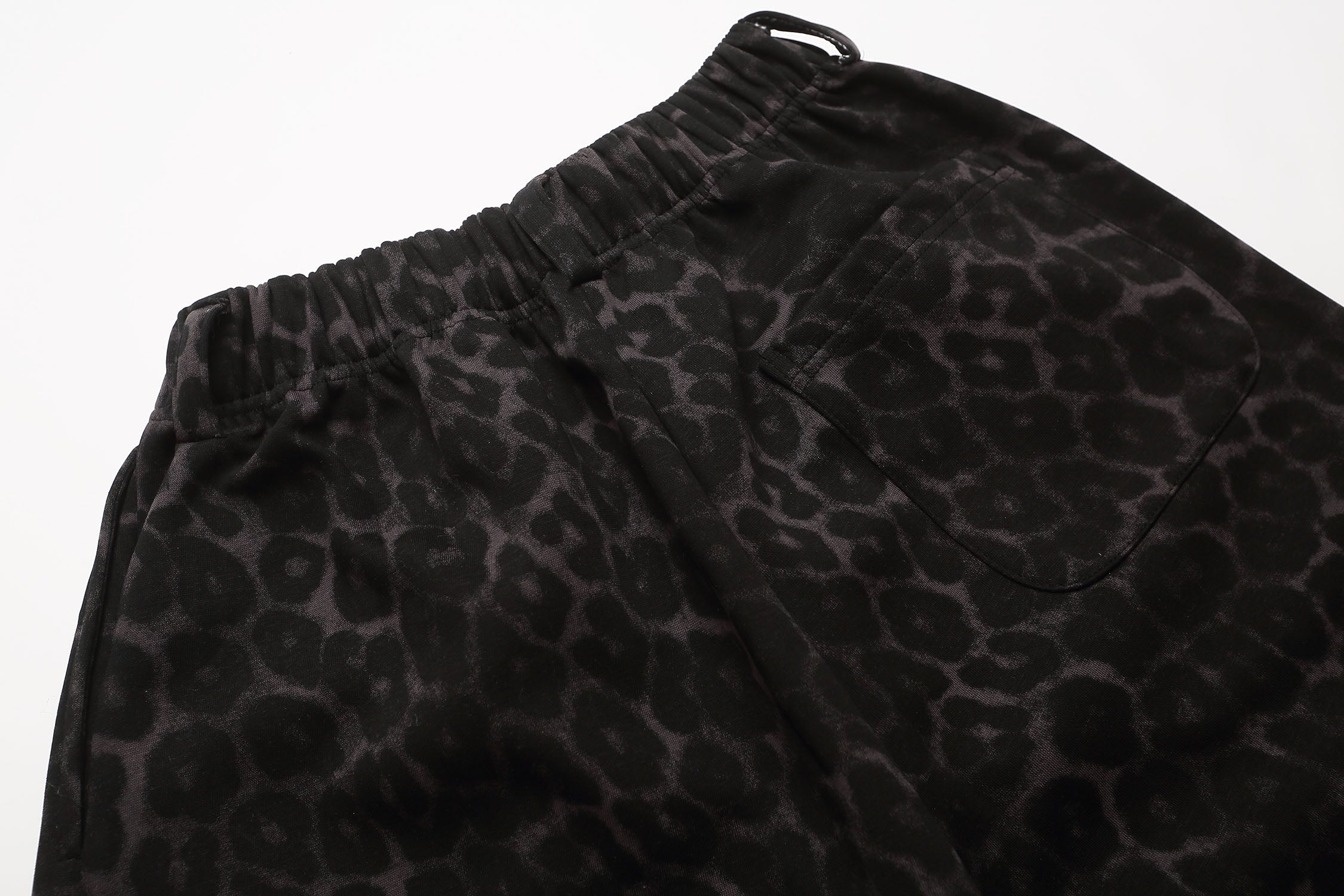 STARRVAINT Leopard Print Loose Shorts