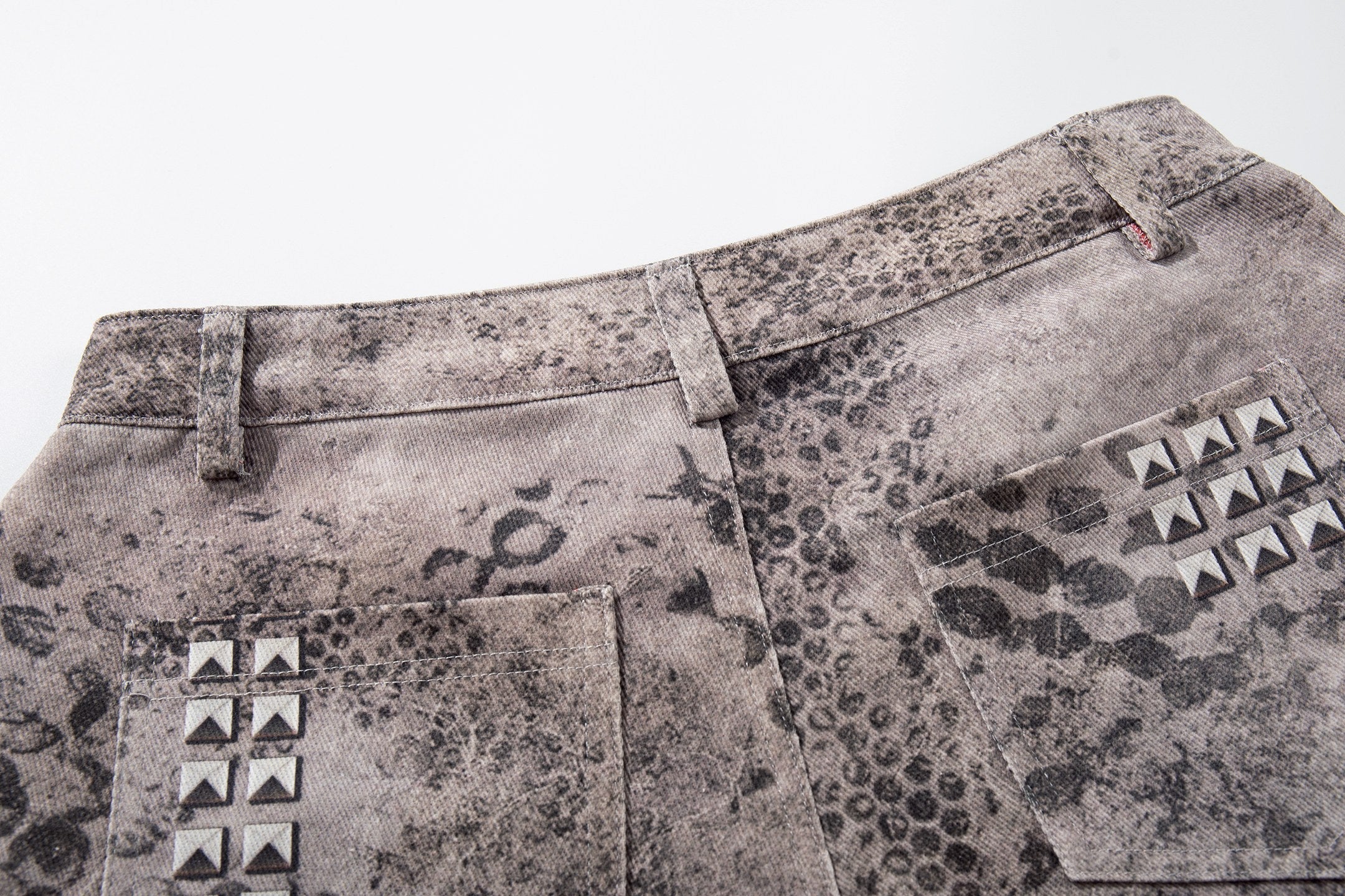 STARRVAINT “Grunge Cross Washed Denim Shorts”