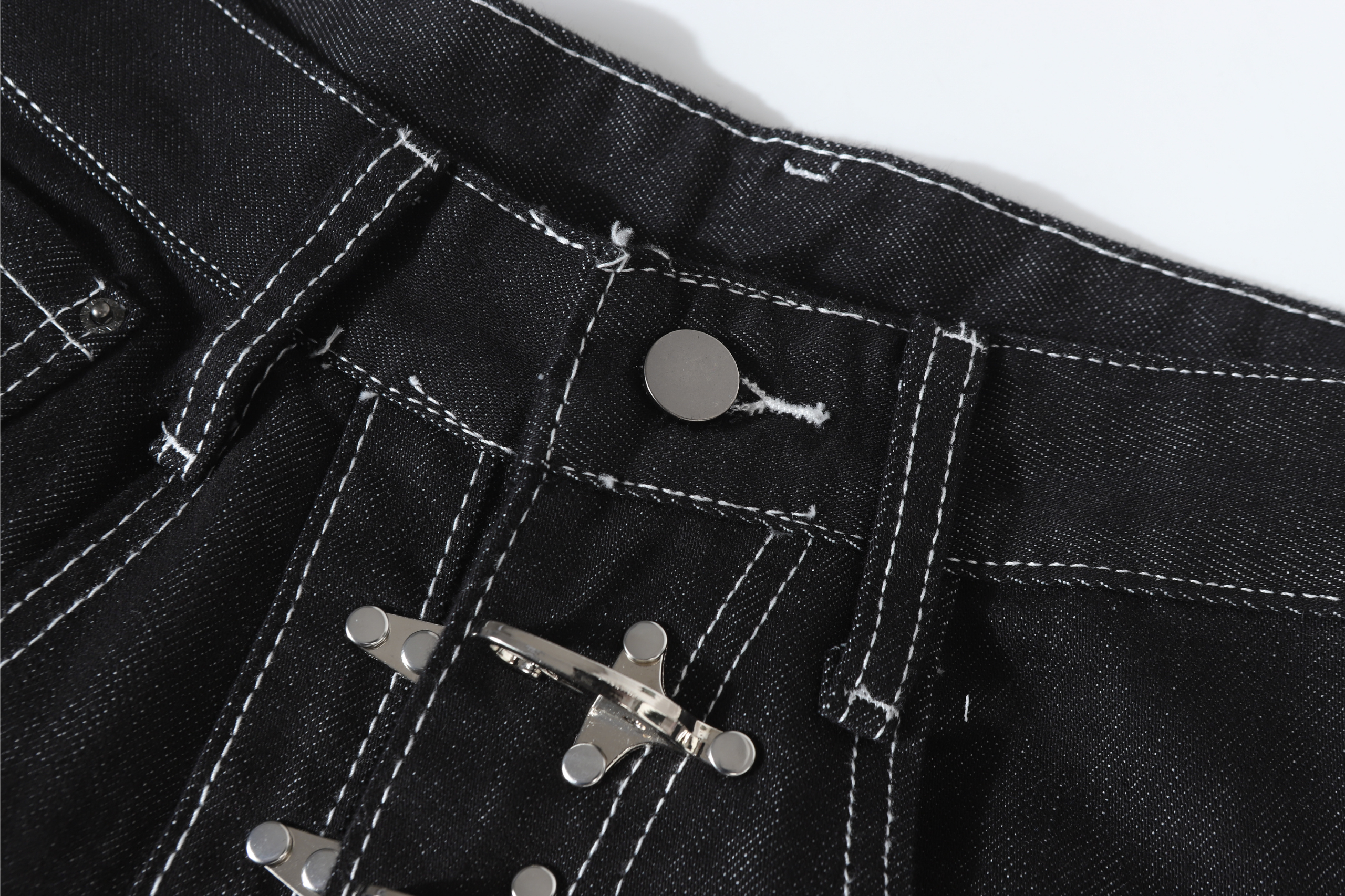 STARRVAINT Buckle Detail Wide-Leg Denim Pants