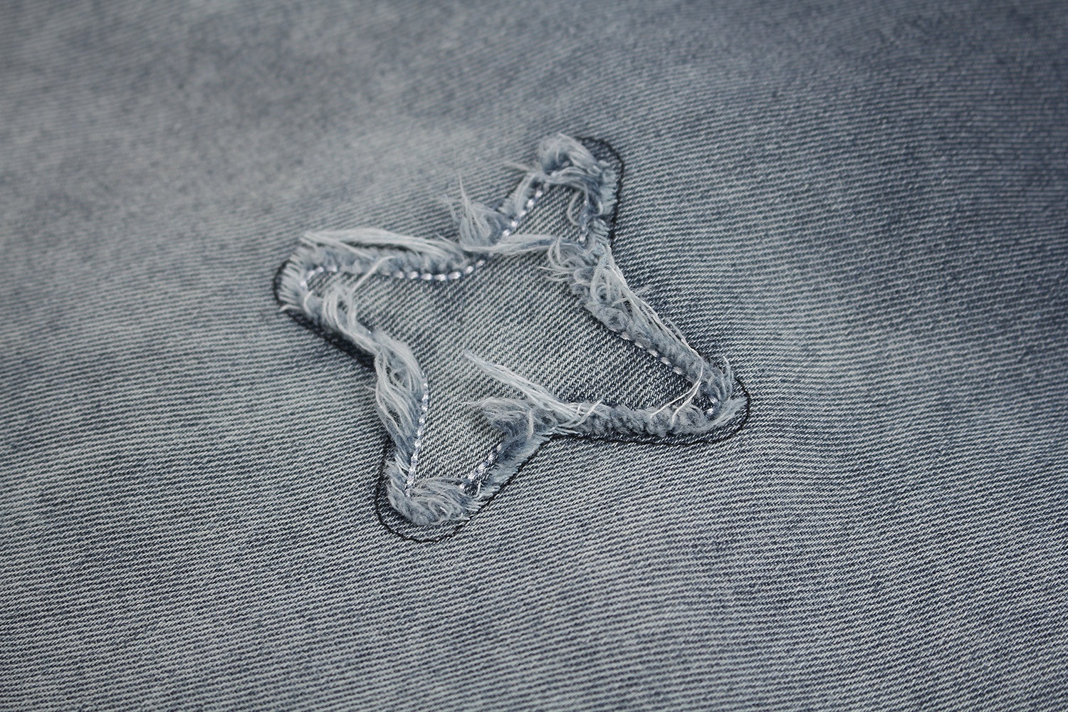 STARRVAINT Distressed Star Graphic T-Shirt