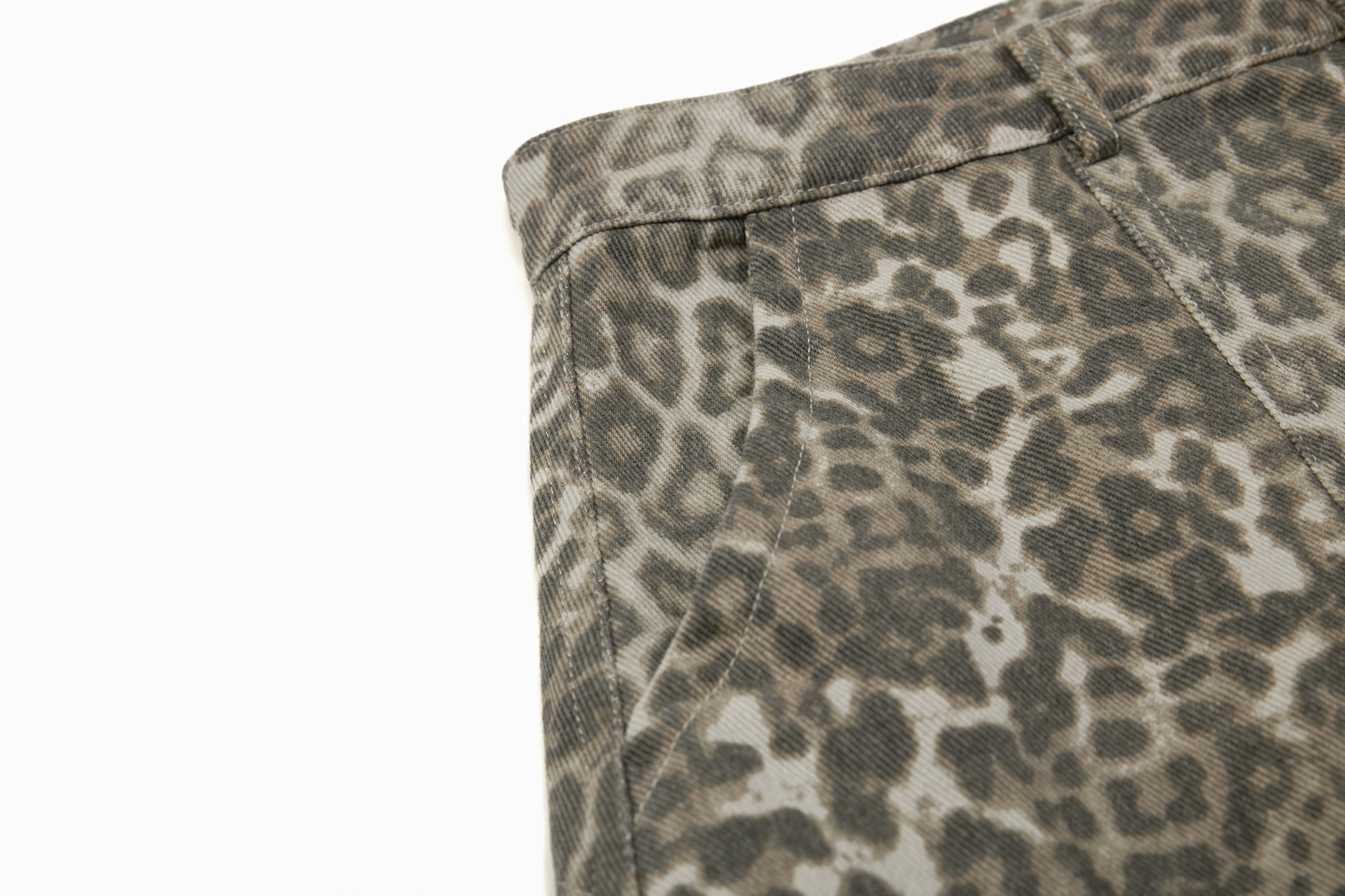 STARRVAINT Leopard Barrel Pants