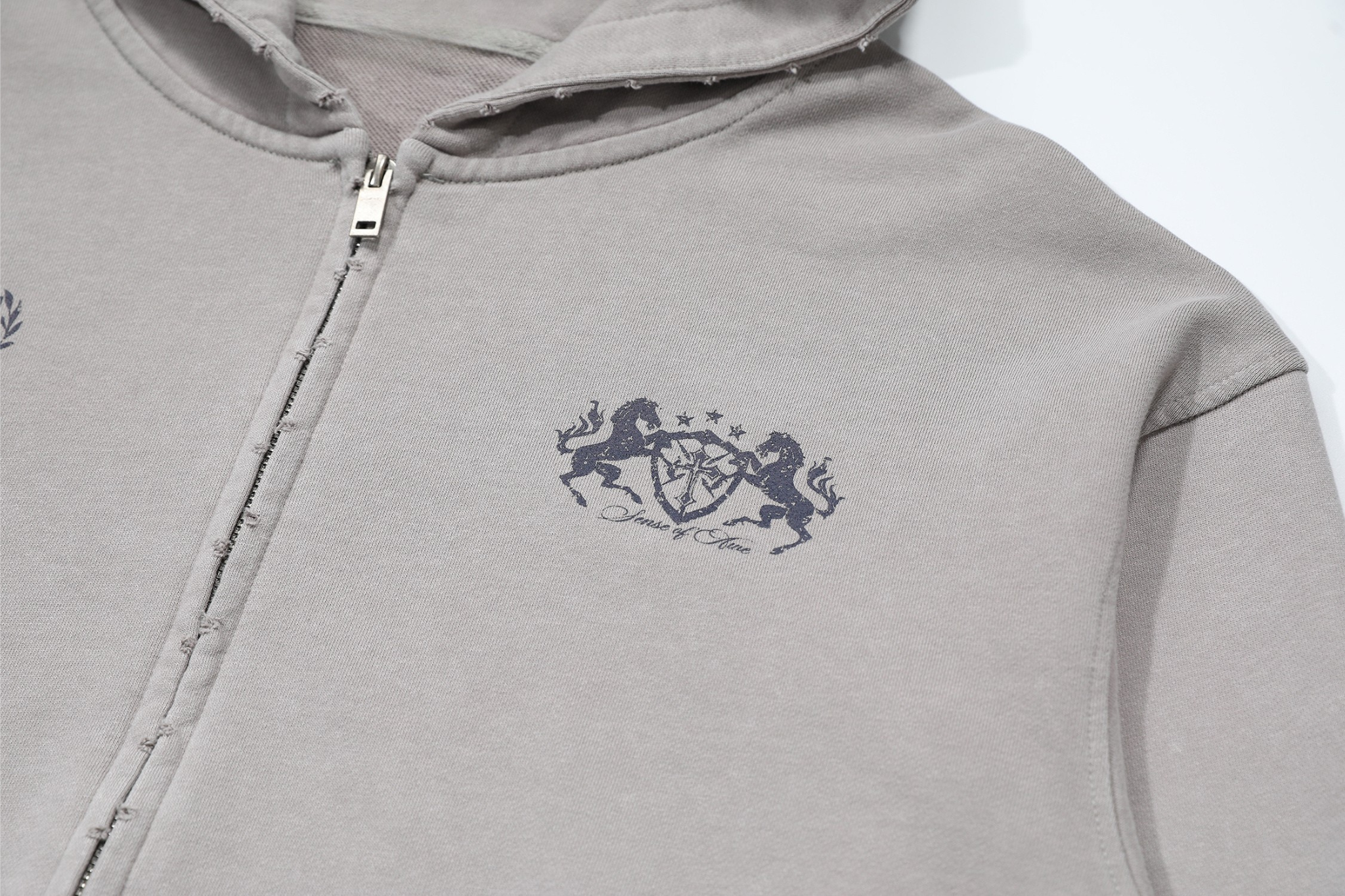 STARRVAINT Vintage Crest Zip Hoodie