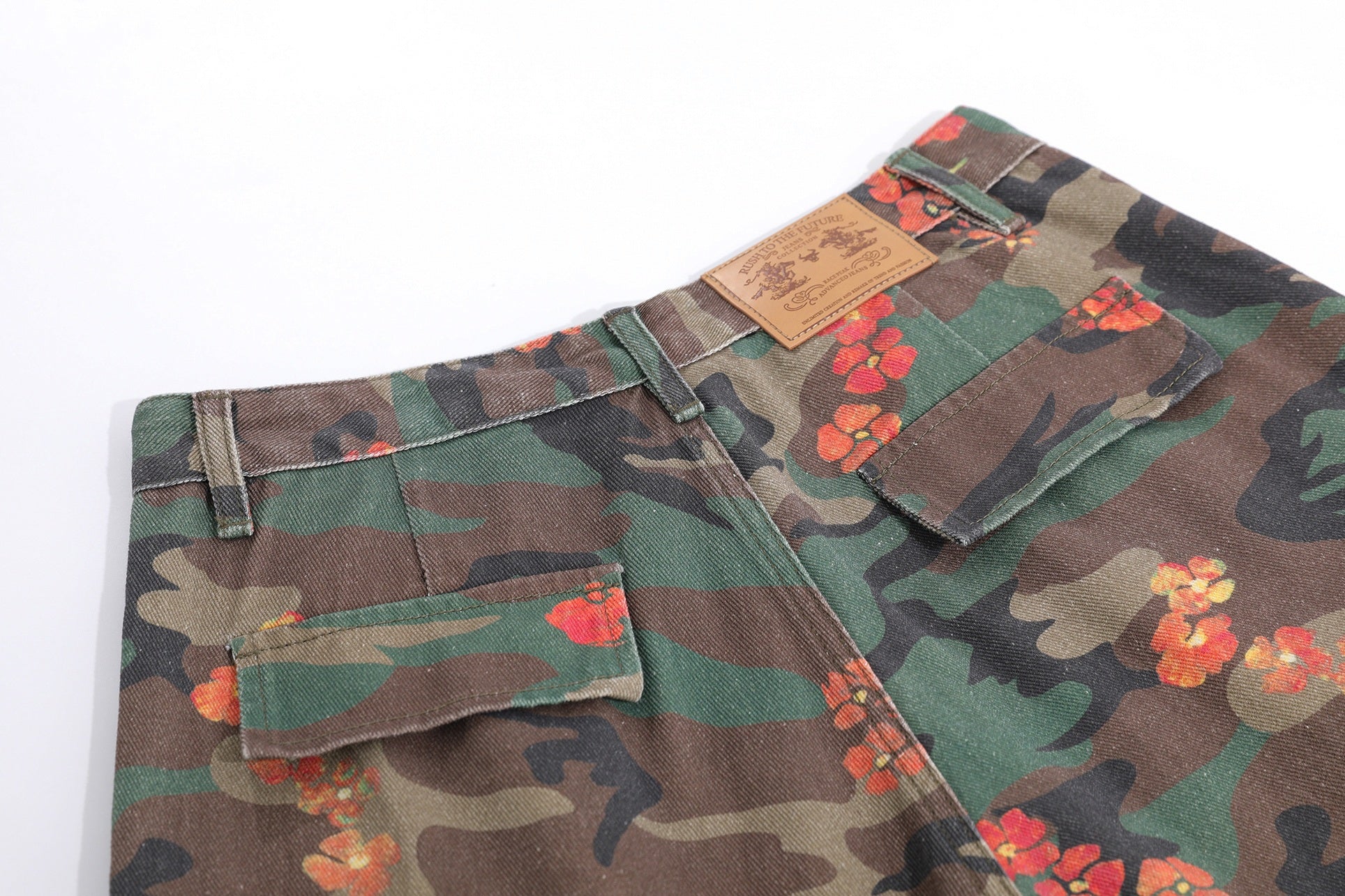 STARRVAINT “Floral Camo Cargo Shorts”