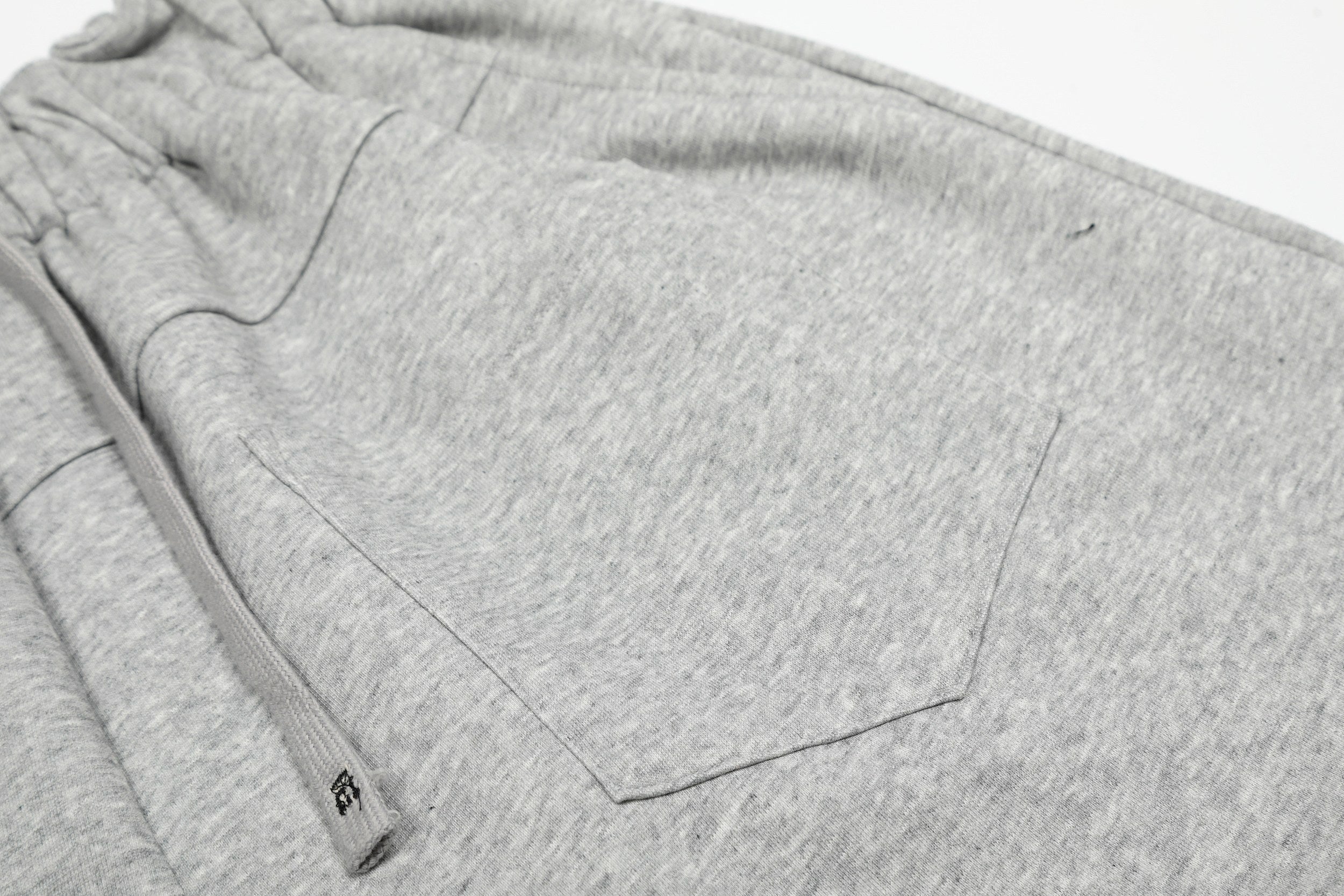 STARRVAINT “Minimal Lounge Wide Shorts”