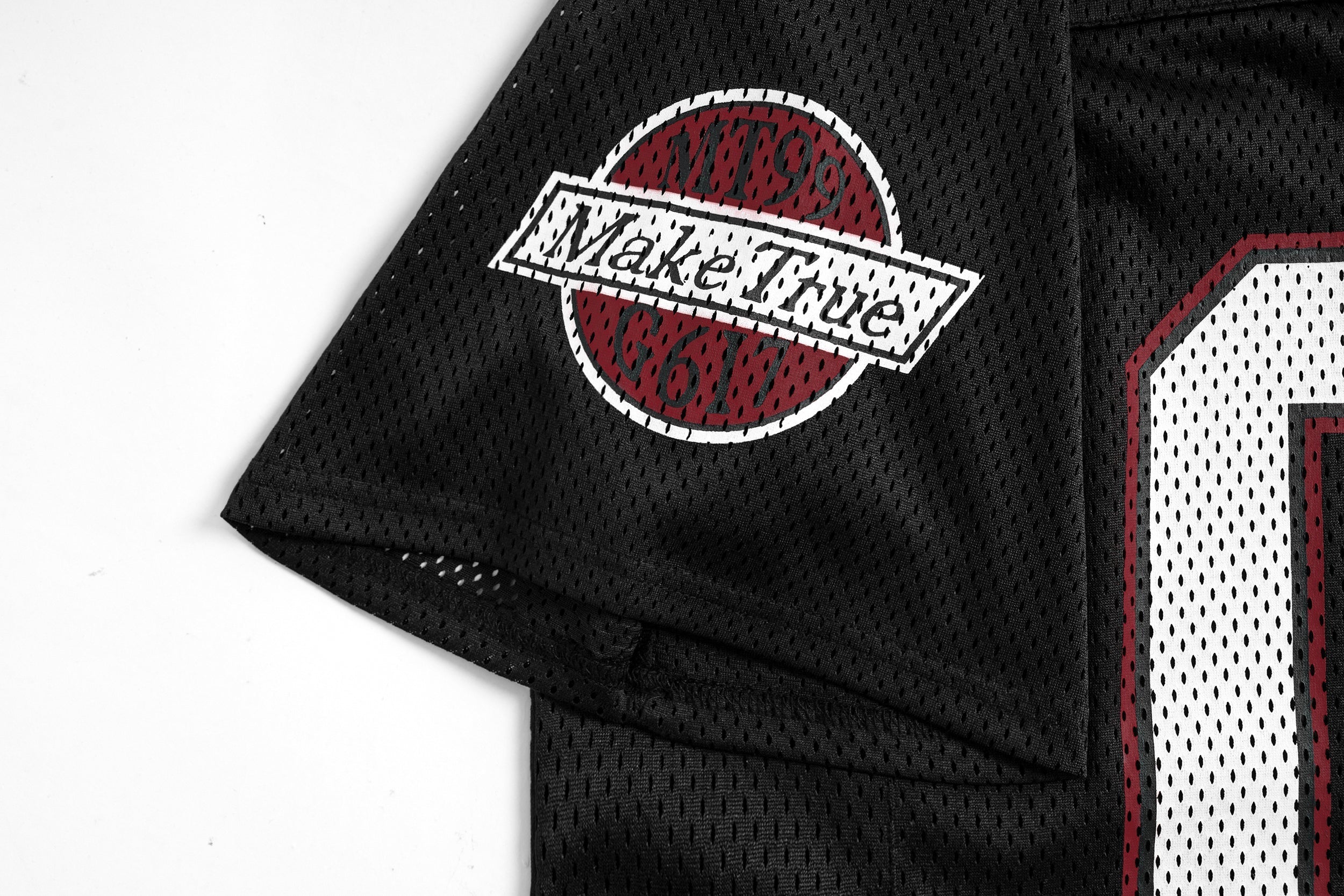 STARRVAINT “09” Short-Sleeve Mesh Jersey