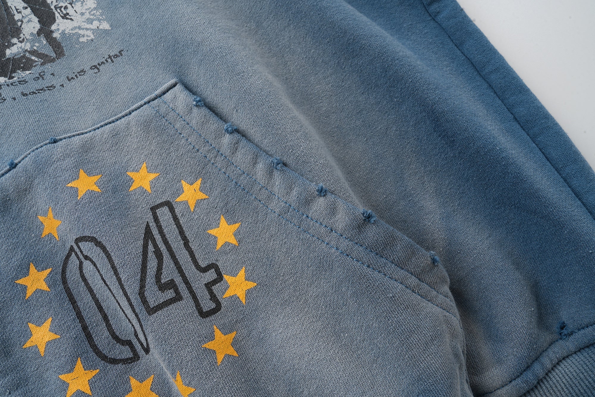 STARRVAINT Vintage Graphic Zip-Up Hoodie