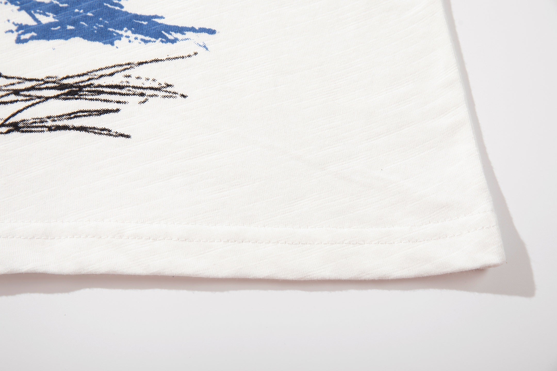 STARRVAINT Abstract Sketch Graphic T-Shirt