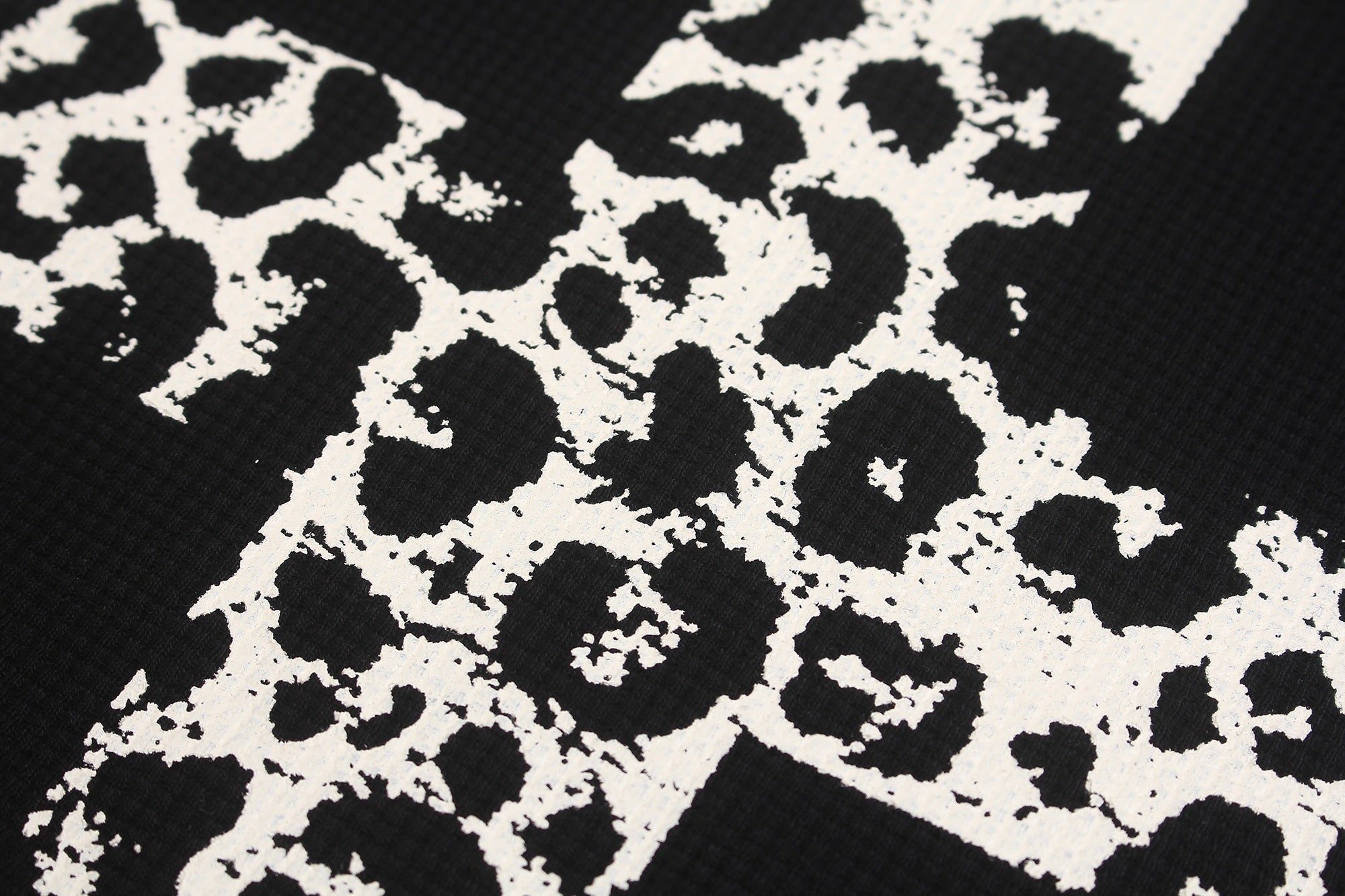 STARRVAINT Leopard Cross Waffle Long Sleeve