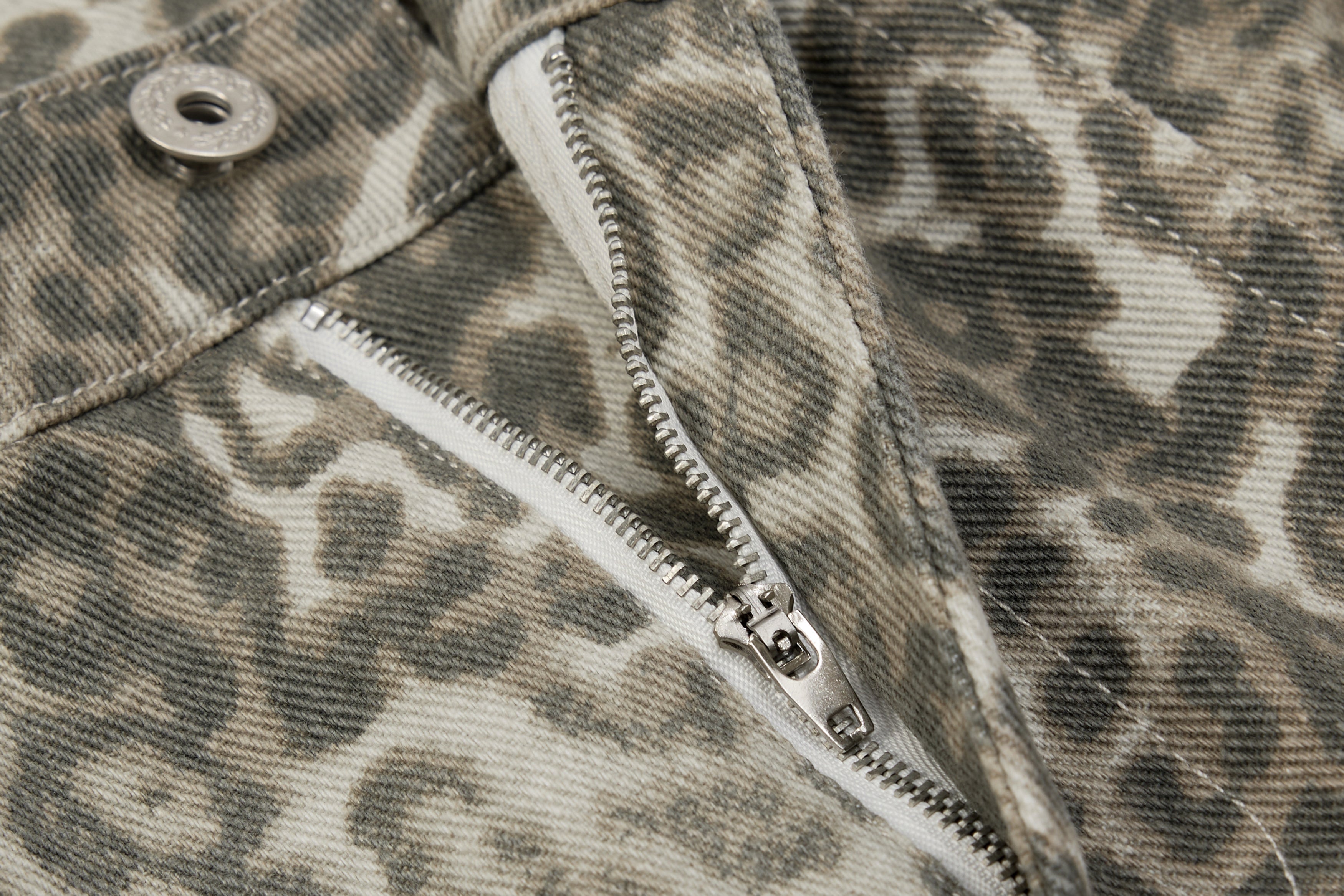 STARRVAINT Leopard Barrel Pants