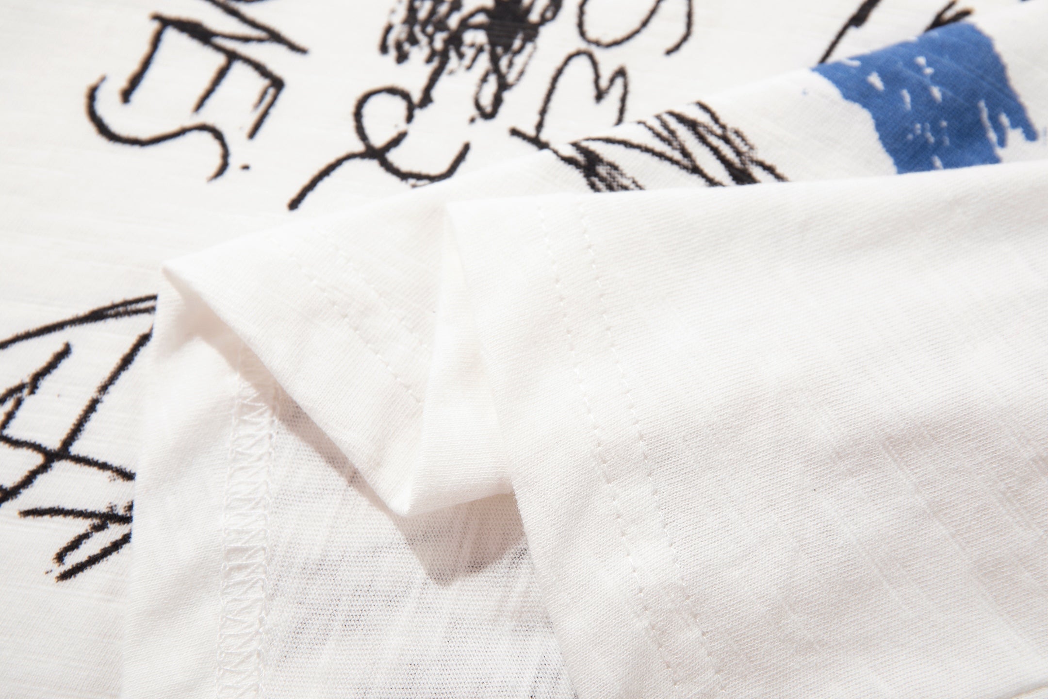 STARRVAINT Abstract Sketch Graphic T-Shirt
