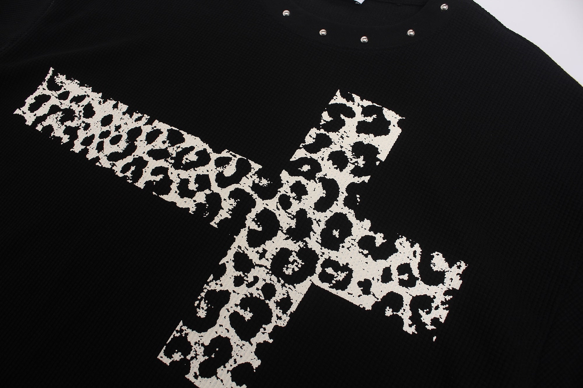 STARRVAINT Leopard Cross Waffle Long Sleeve