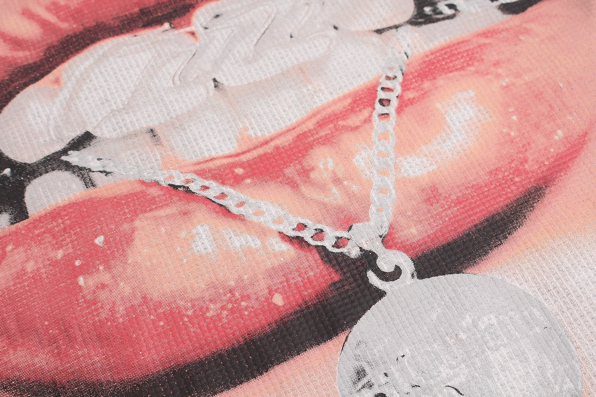 STARRVAINT Rhinestone Lip Graphic Tee